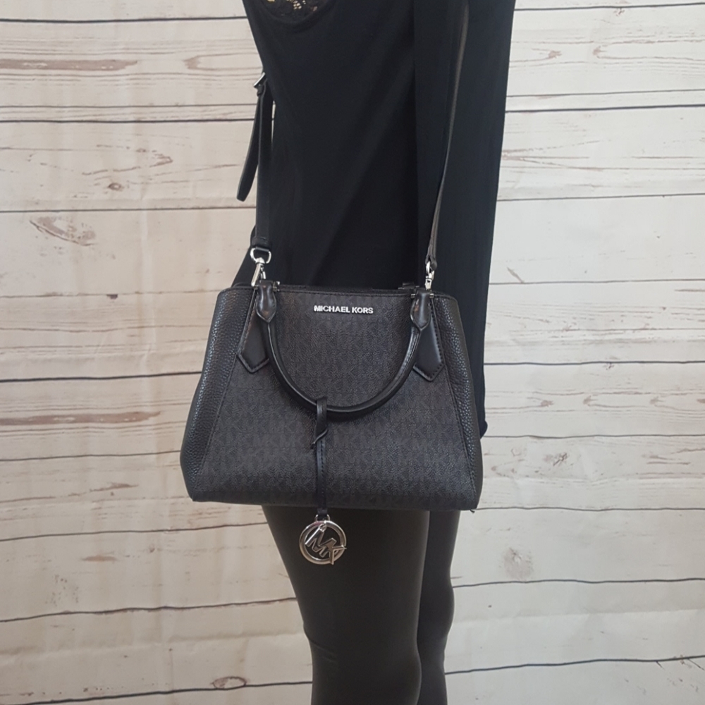 Michael Kors    Black & Silver Genuine Leather Bag